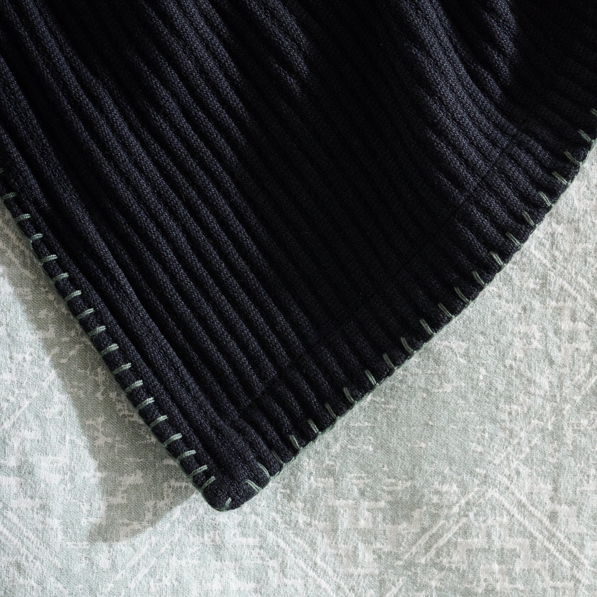 Pepper Whip | Cotton Bamboo | Cord Rib | Throw