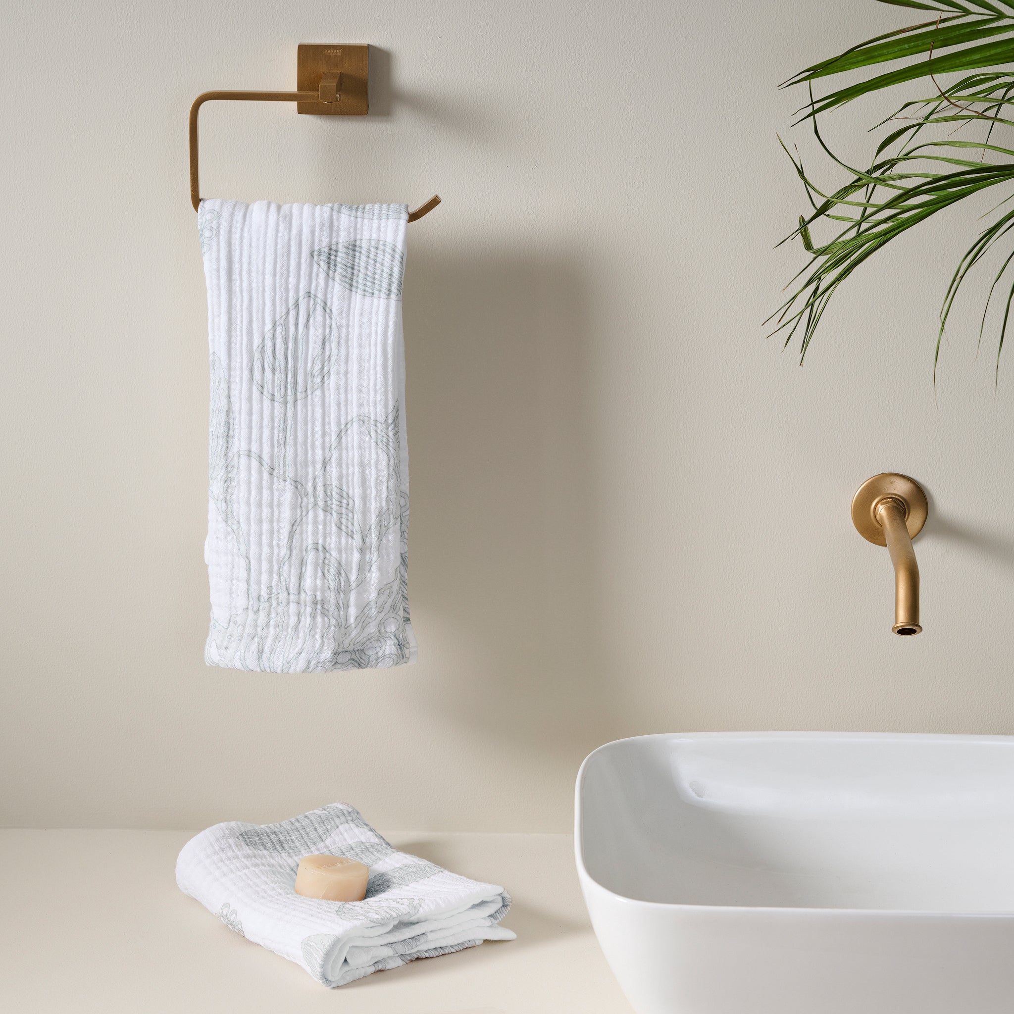 Vine Bloom | Cotton Gauze | Towel