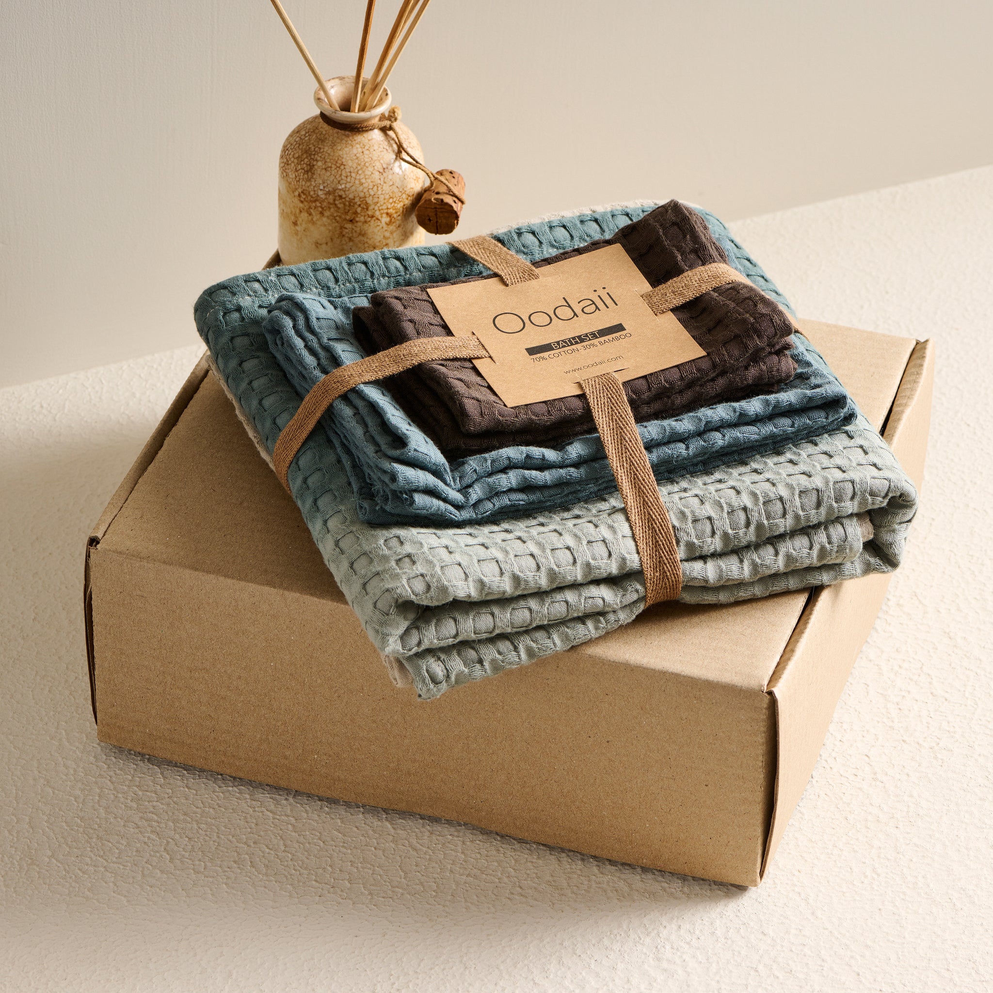 MONSOON MUSIC | Gifting