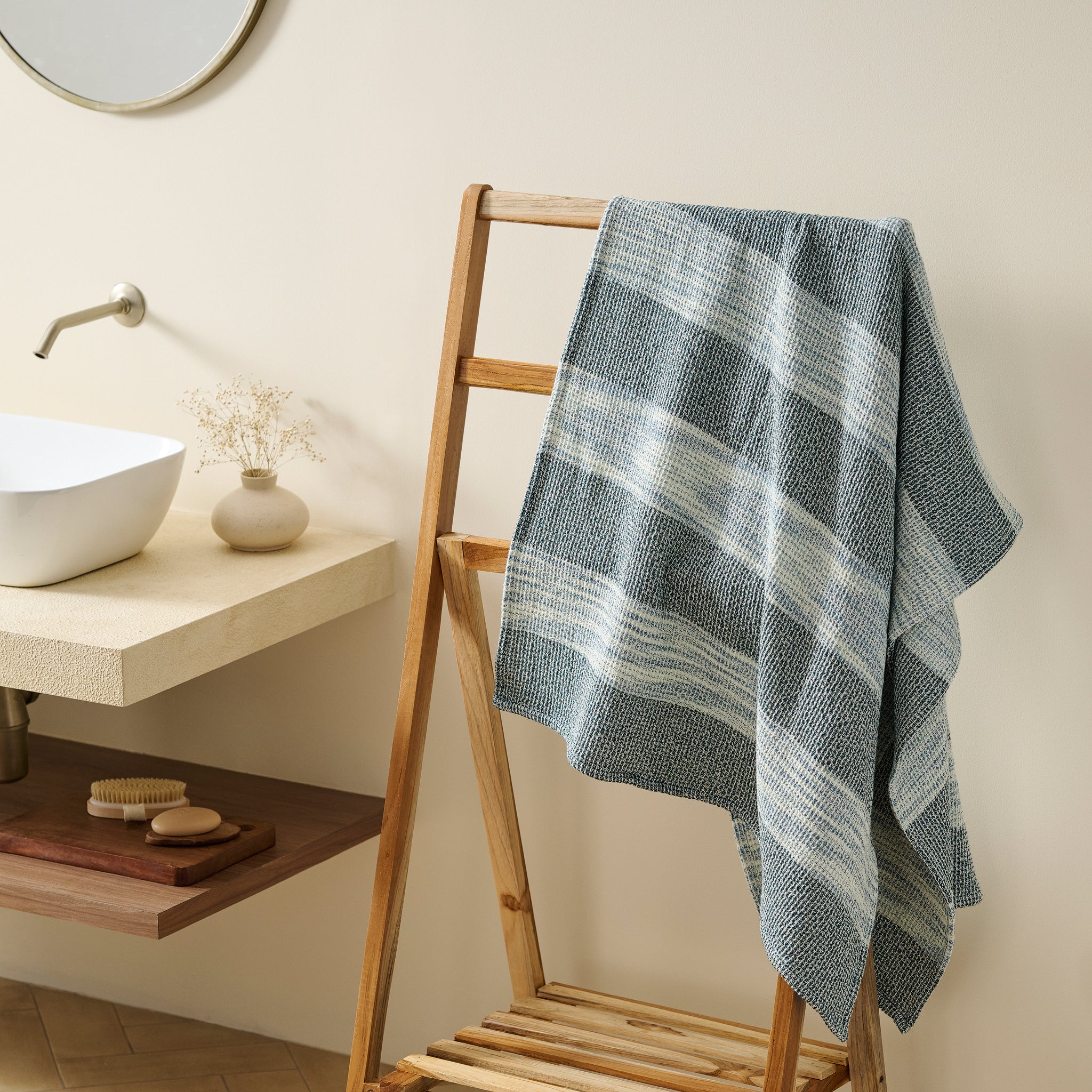 Aura | Cotton | Waffle Space Dyed | Bath Towel