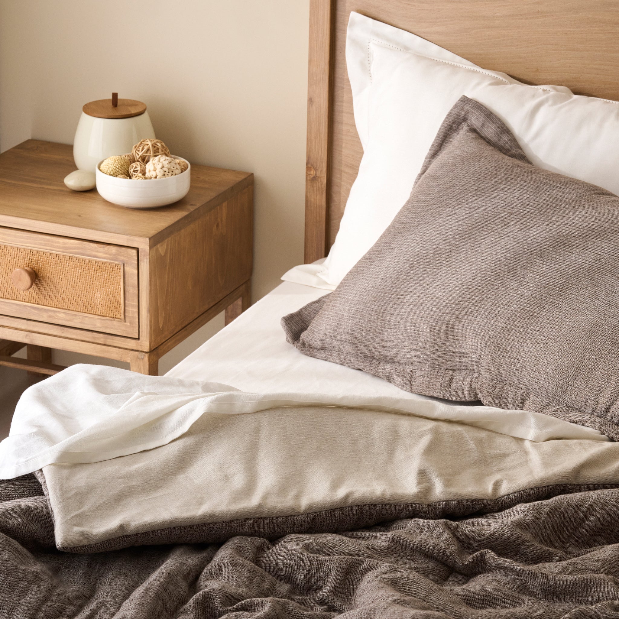 Oyster | Cotton | Gauze | Comforter