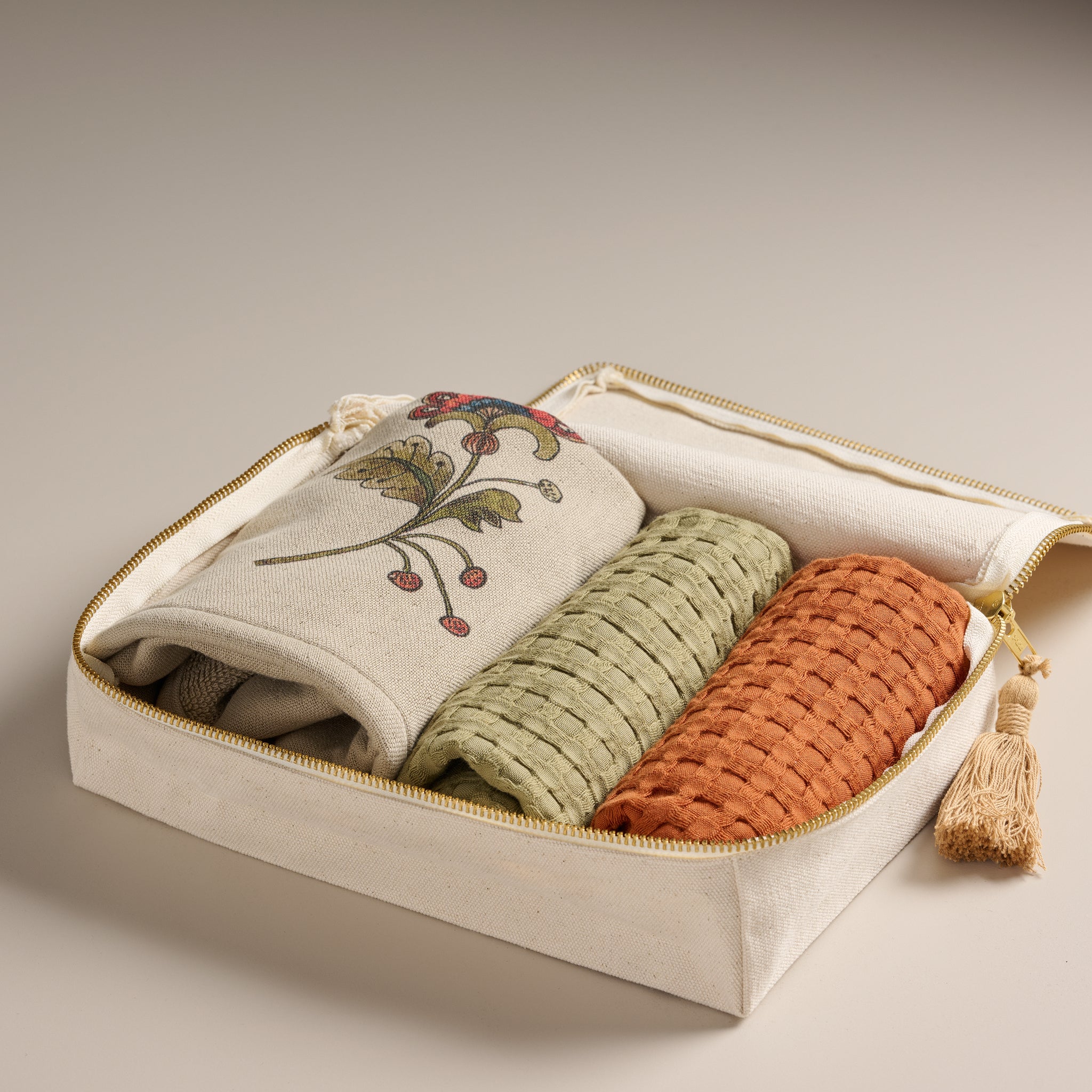 Patra | Gifting