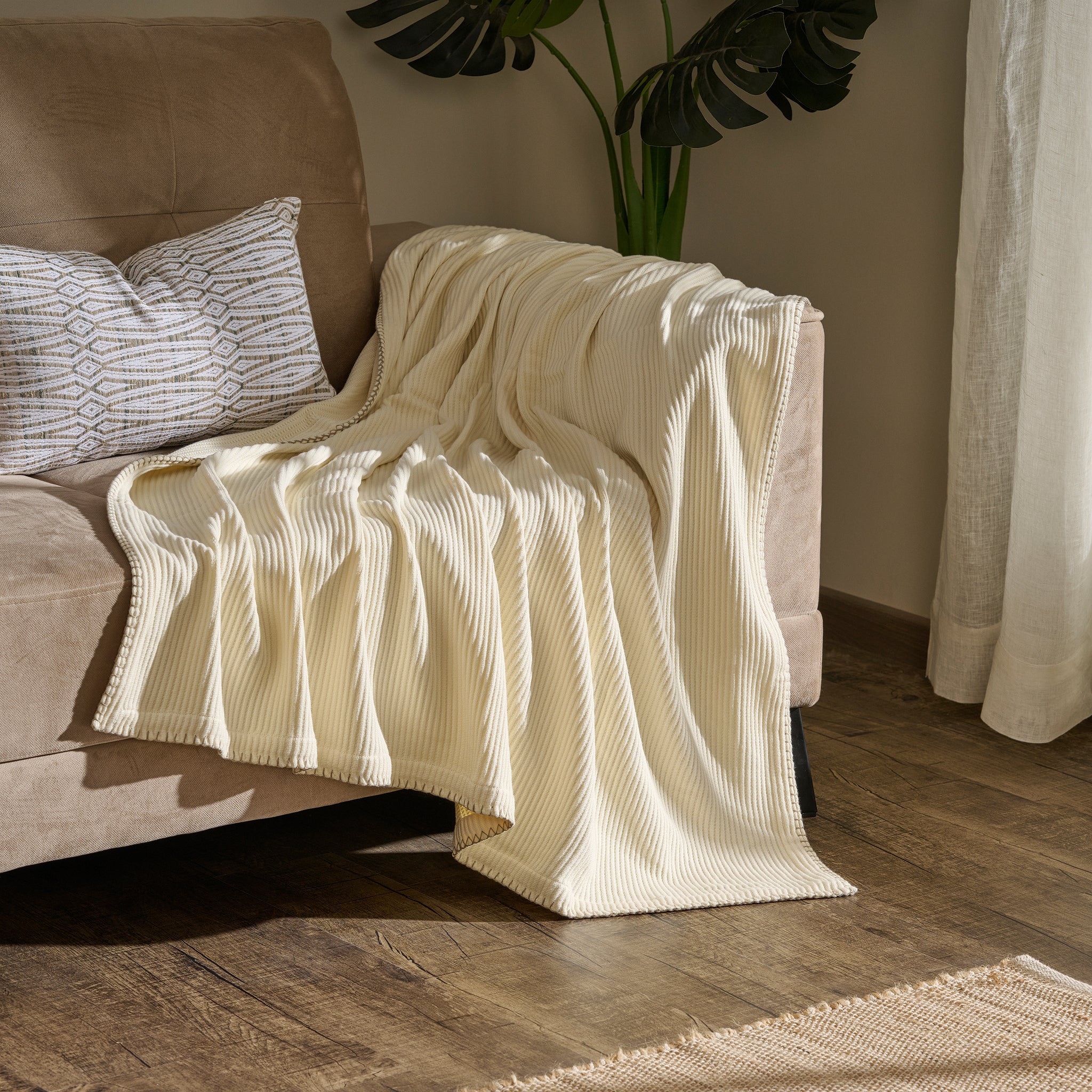 Cream Whip  | Cotton Bamboo | Cord Rib | Throw