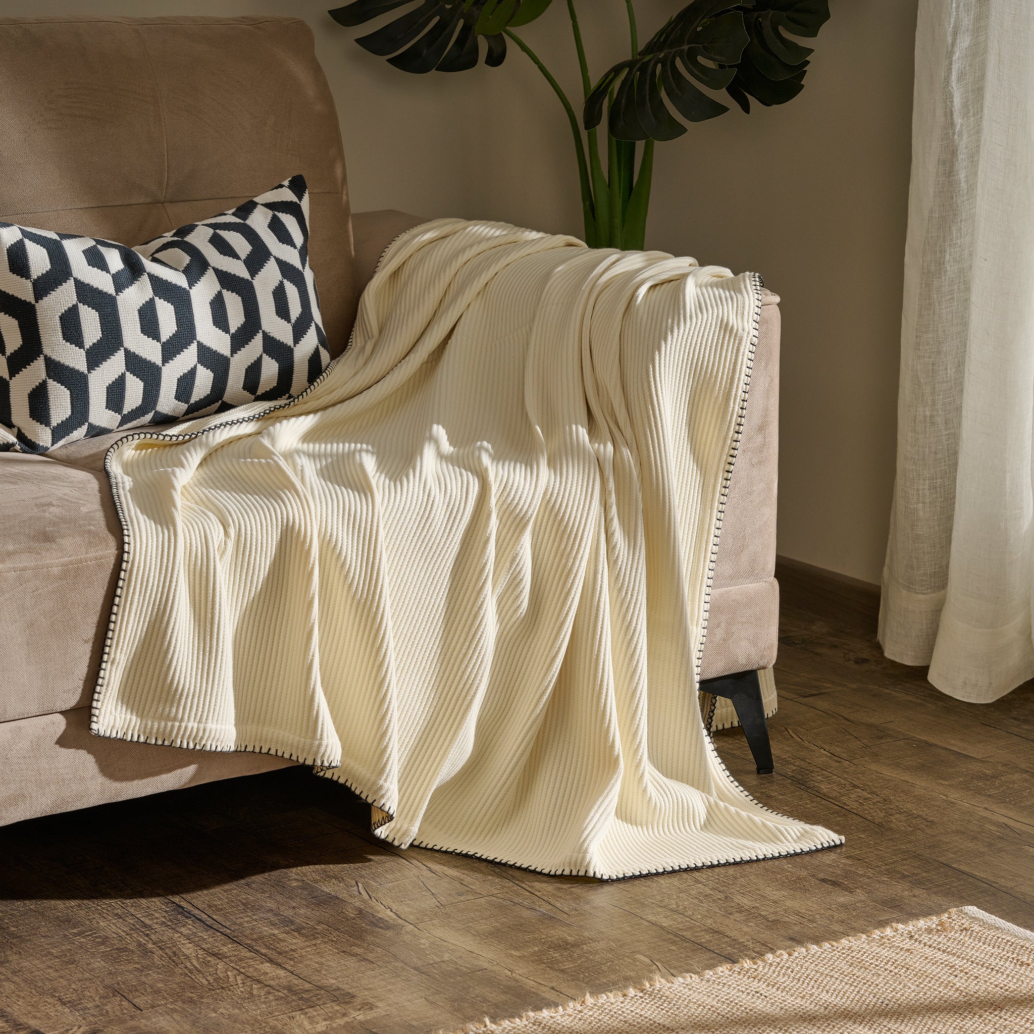 Cream Whip  | Cotton Bamboo | Cord Rib | Throw
